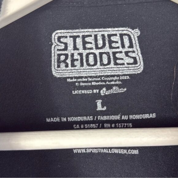 Steven Rhodes Lets Summon Demons - Picture 3 of 3